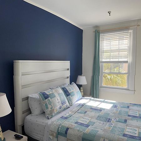 Cozy Studio In The Heart Of The Palm Beach Island - Free Valet Service ภายนอก รูปภาพ