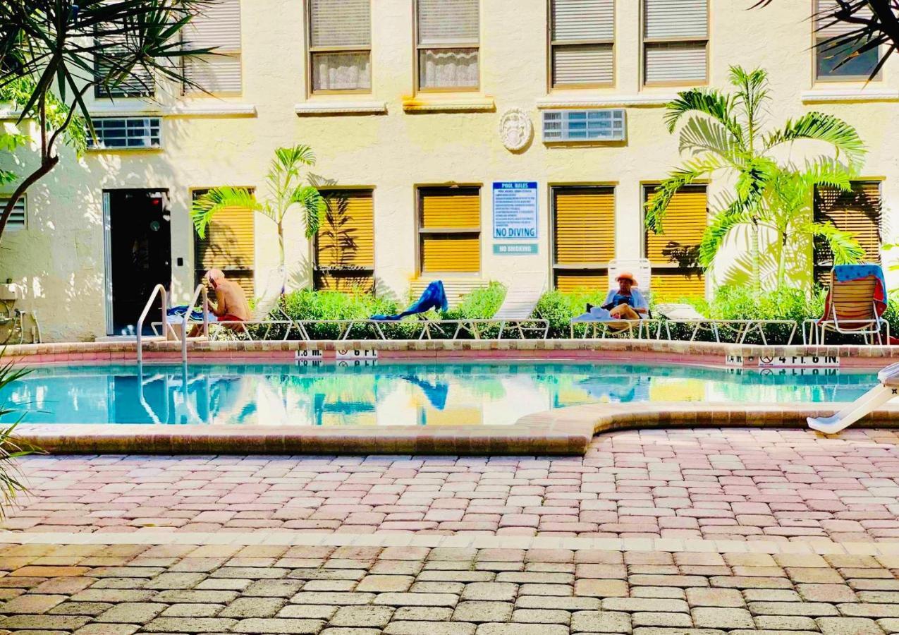Cozy Studio In The Heart Of The Palm Beach Island - Free Valet Service ภายนอก รูปภาพ